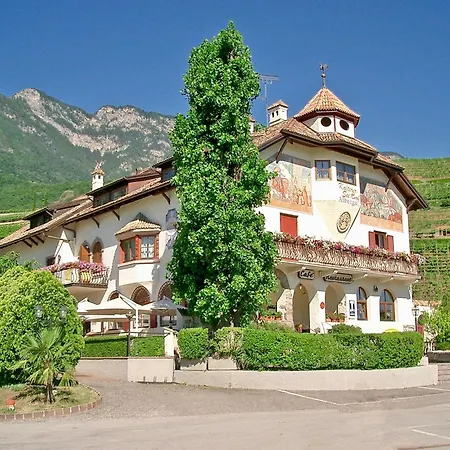 Kalterer Hof Caldaro